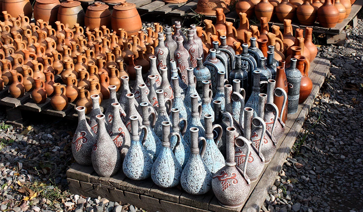 შროშის თიხის ჭურჭელი